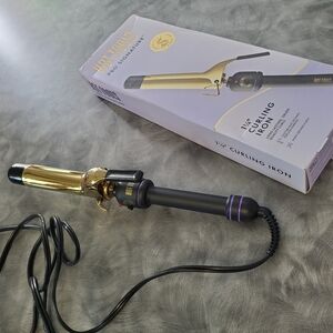 Hot Tools 🔥 1 1/4 Curling Iron Pro Signature